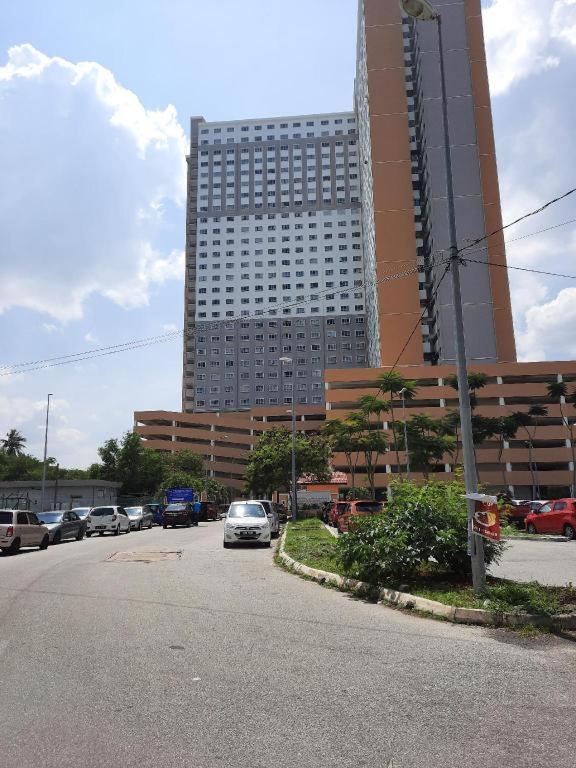 1201 Apartment Ladang Tok Pelam Tepipantaibatuburuk 瓜拉丁加奴 外观 照片